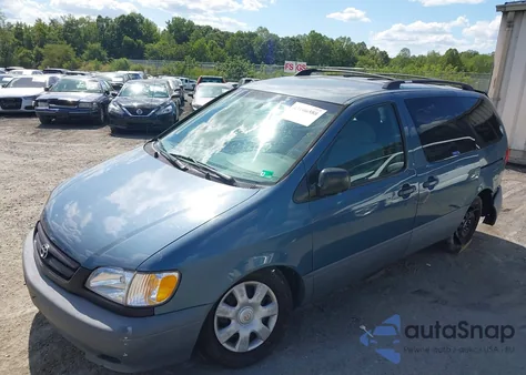 2002 Toyota Sienna Le from USA, damaged, VIN 4T3ZF13C52U468581